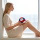 thumbnail image 5 of Cojín decorativo con forma de pelota | Cojín redondo para sofá con diseño de pelota deportiva | Cojín original y realista para sala de estar, dormitorio o sala de juegos | Funda de tela extraíble, 5 of 6