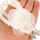thumbnail image 4 of Pulsera de ramillete de muñeca Pulsera de perla Pulsera de flores de muñeca Flor de mano de dama de honor, 4 of 8