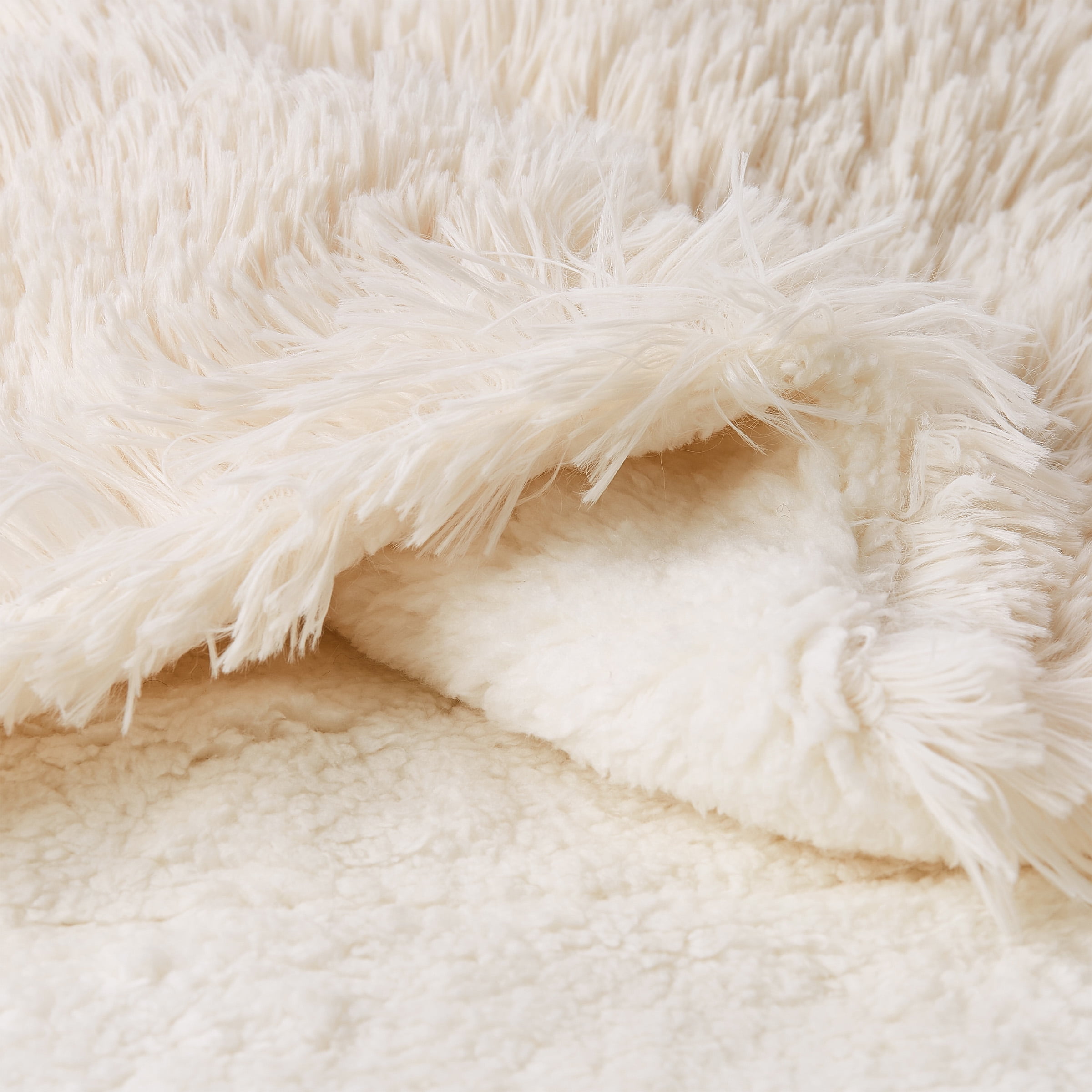 Somerset Home Oversiz Long Pile Faux Fur Throw Blanket (White)