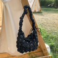 thumbnail image 1 of Bolso de hombro acolchado plateado para mujer, bolsa de nube plisada suave, ligera, de diseñador, moda coreana, 2023 Fivean unisex, 1 of 2