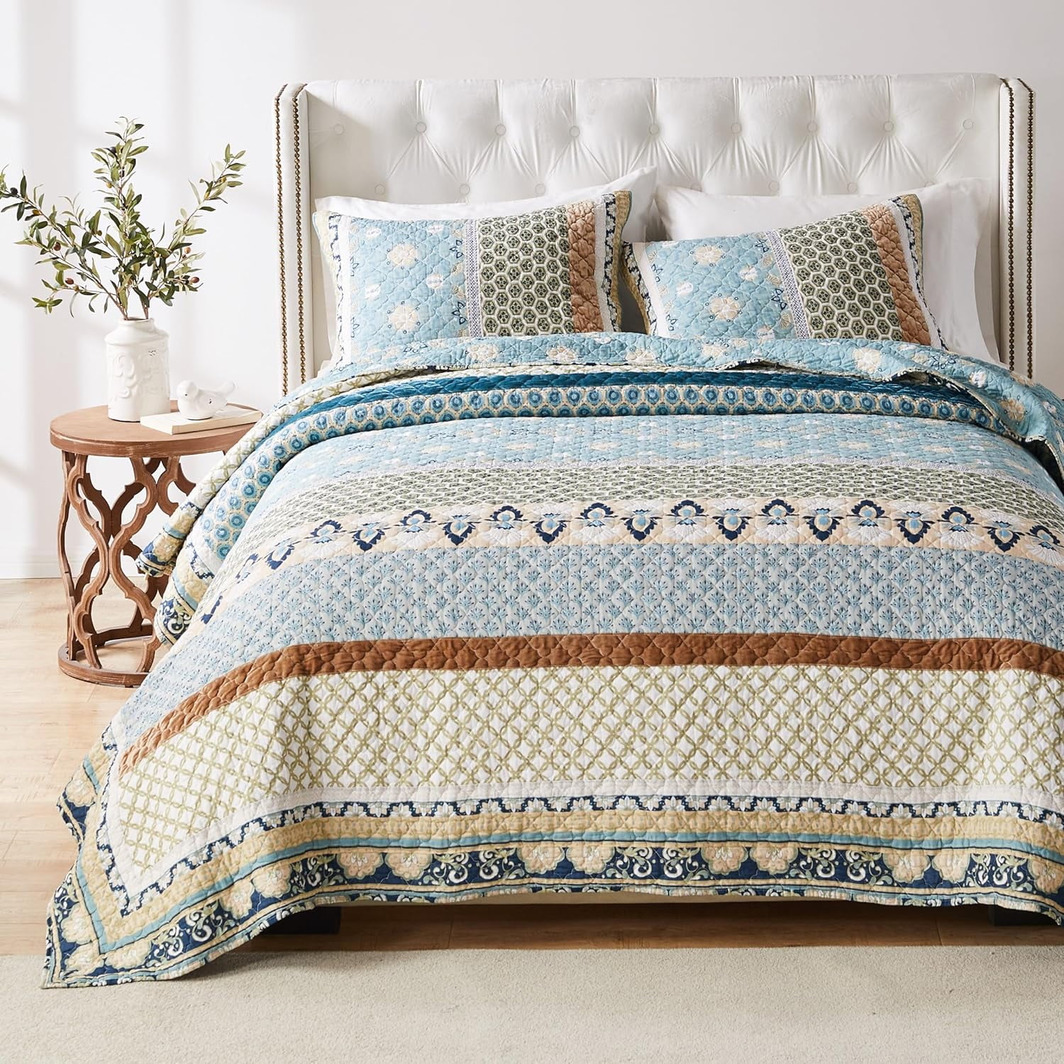Greenland Home Fashions Thalia Reversible Cotton Quilt Set, Velvet Embellished, 3-Piece Full/Queen, Blue