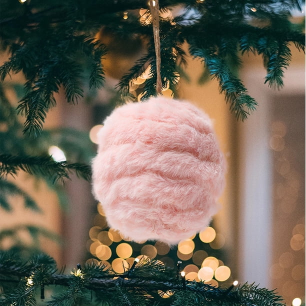 Adorno navideño de bola de terciopelo peludo de 6 cm | Decoración navideña de poliéster suave en morado, rosa y beige | Decoración ligera para colgar en el árbol | Adorno de corona | Regalo navideño