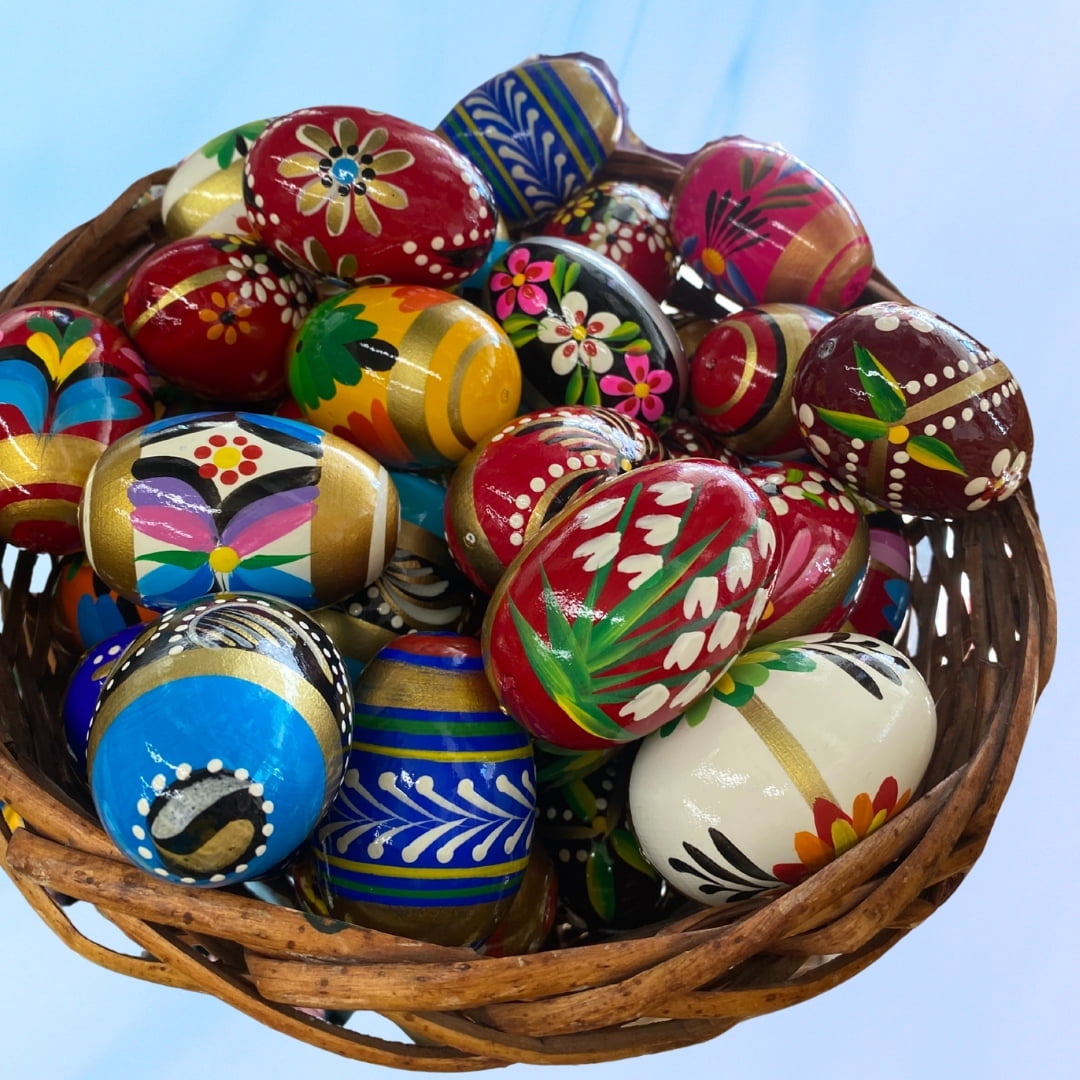 Large Vesplo Hand Painted Assorted Wooden Easter Eggs (6 Pieces)