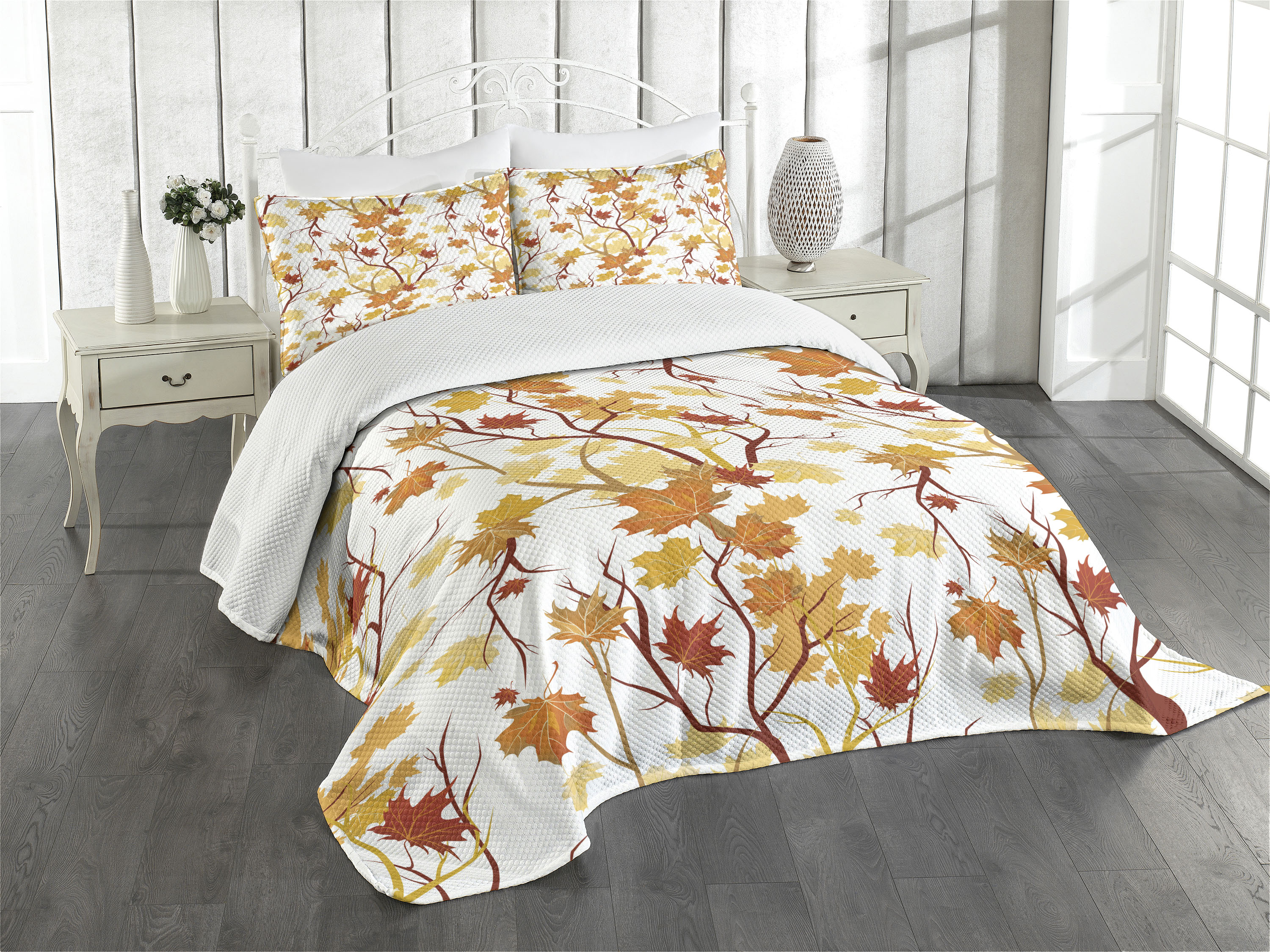 Ambesonne Fall Bedspread, Image of Canadian Maple Tree Leaves in Autumn Season Soft Reflection Effects, Decorative Quilted 3 Piece Coverlet Se並行輸入 Ambesonne Fall Quilted Bedspread Set 3 Pcs, Autumn Season Elements