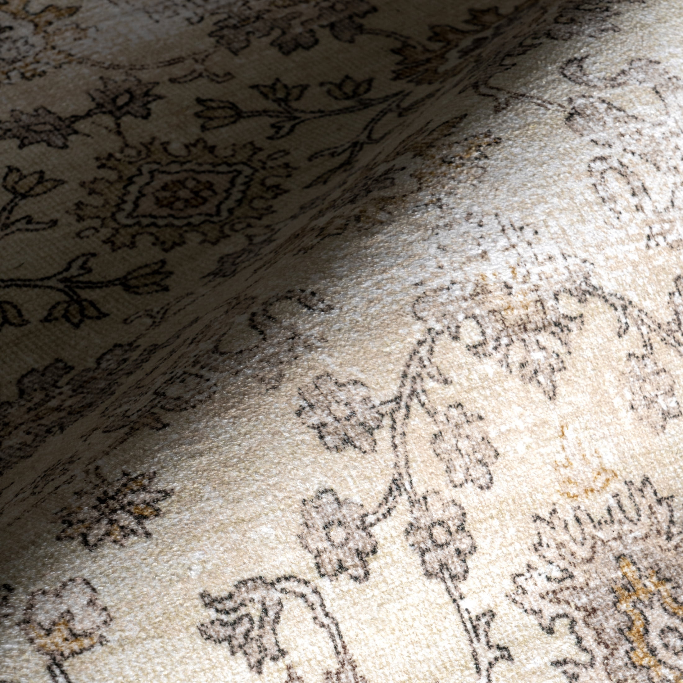 nuLOOM Sia SplashGuard Vintage Floral Machine Washable Area Rug, 9' x 12', Sia Beige