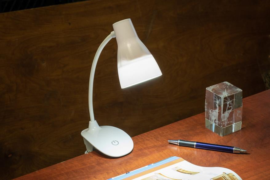 Small USB Battery Powered Clip Clamp On Lamp