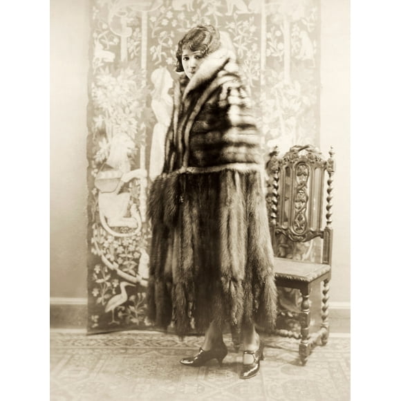 Fashion: Fur, 1925. /Namerican Actress Helen Ferguson Wearing A Heavy Cape Of Stone Marten, C1925. Poster Print by  (24 x 36)