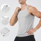 thumbnail image 1 of Camiseta sin mangas con cuello en V para hombre, color liso, informal, de verano, para fitness, sin mangas, para hacer ejercicio, correr, entrenar, chaleco transpirable de poliéster para hombre., 1 of 9