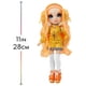 thumbnail image 4 of Muñeca moderna, Rainbow High, Poppy, con 2 atuendos y accesorios Rainbow High 1, 4 of 16