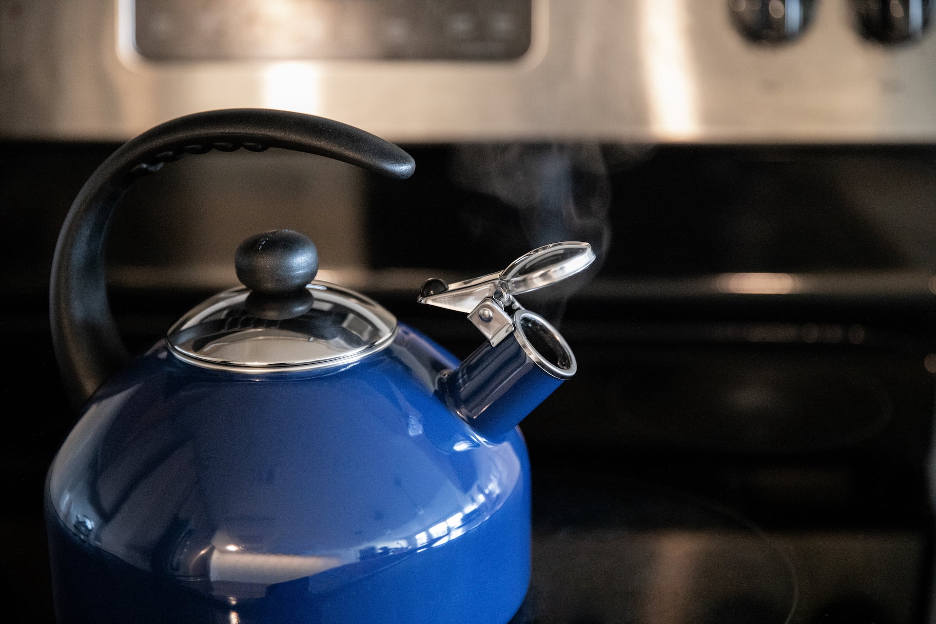 Farberware 2.8QT Tea Kettle, Navy