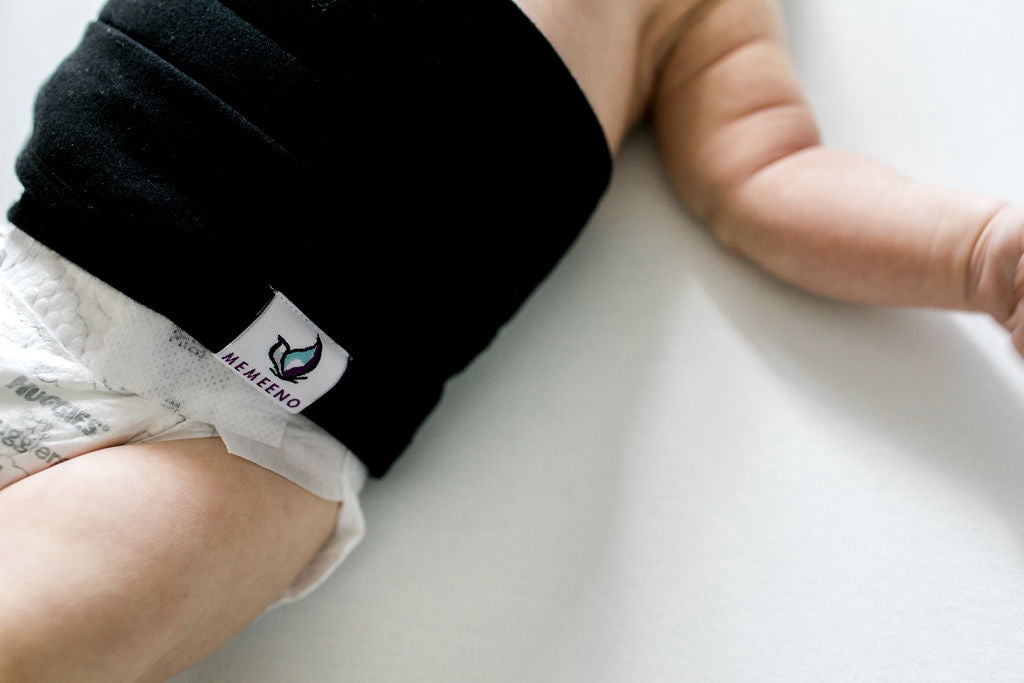 MEMEENO Belly Band for Colic & Gas Relief, Organic Cotton, Self-Warming for Fussy Newborn (Noir)
