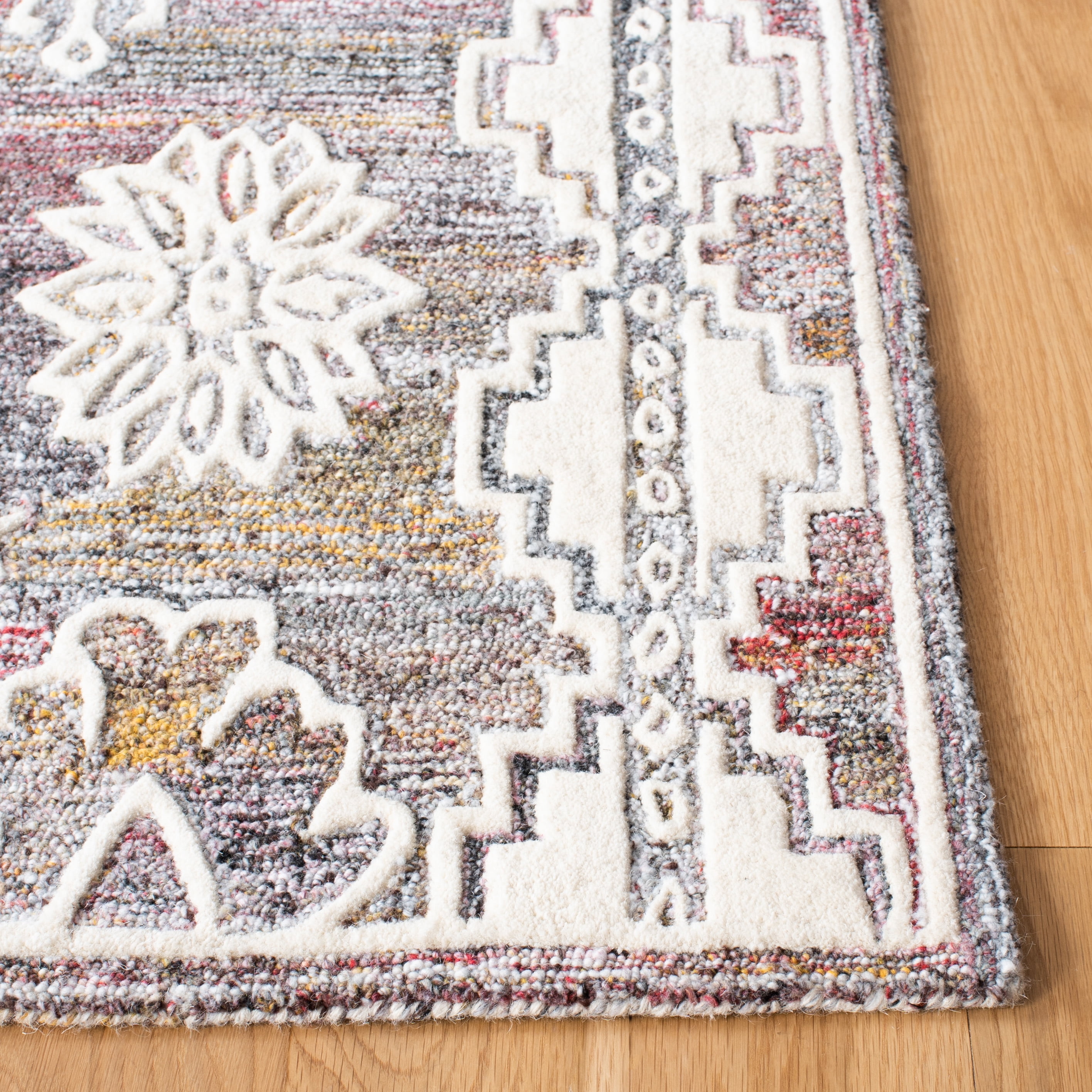 Safavieh Metro Denise Medallion Area Rug, Red/Ivory, 3' x 5'