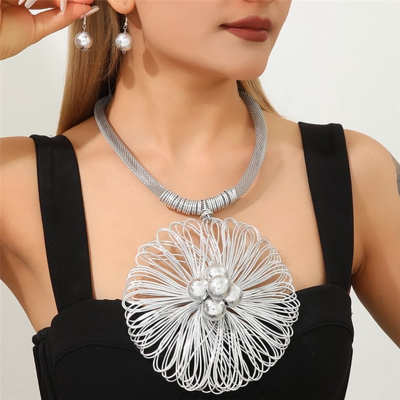 2 piezas / conjunto Estilo de denim punk exagerado Conjunto de pendientes de collar colgante de flores grandes de alambre de aluminio amigable con el medio ambiente