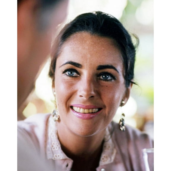 Elizabeth Taylor Beautiful Candid Smilingclose Up Rare Picture 24x36 Classic Hollywood Poster