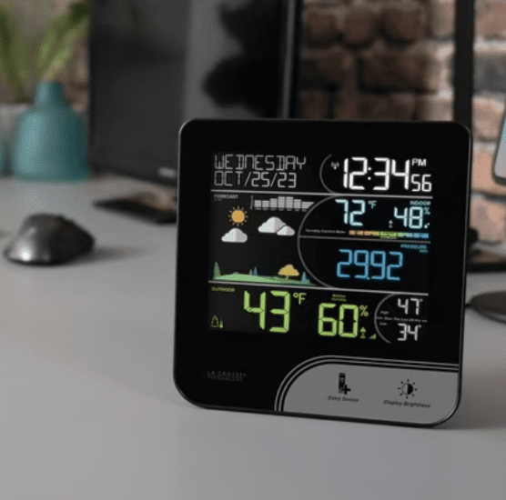 LA CROSSE TECHNOLOGY S73071 Wireless Color Weather Station