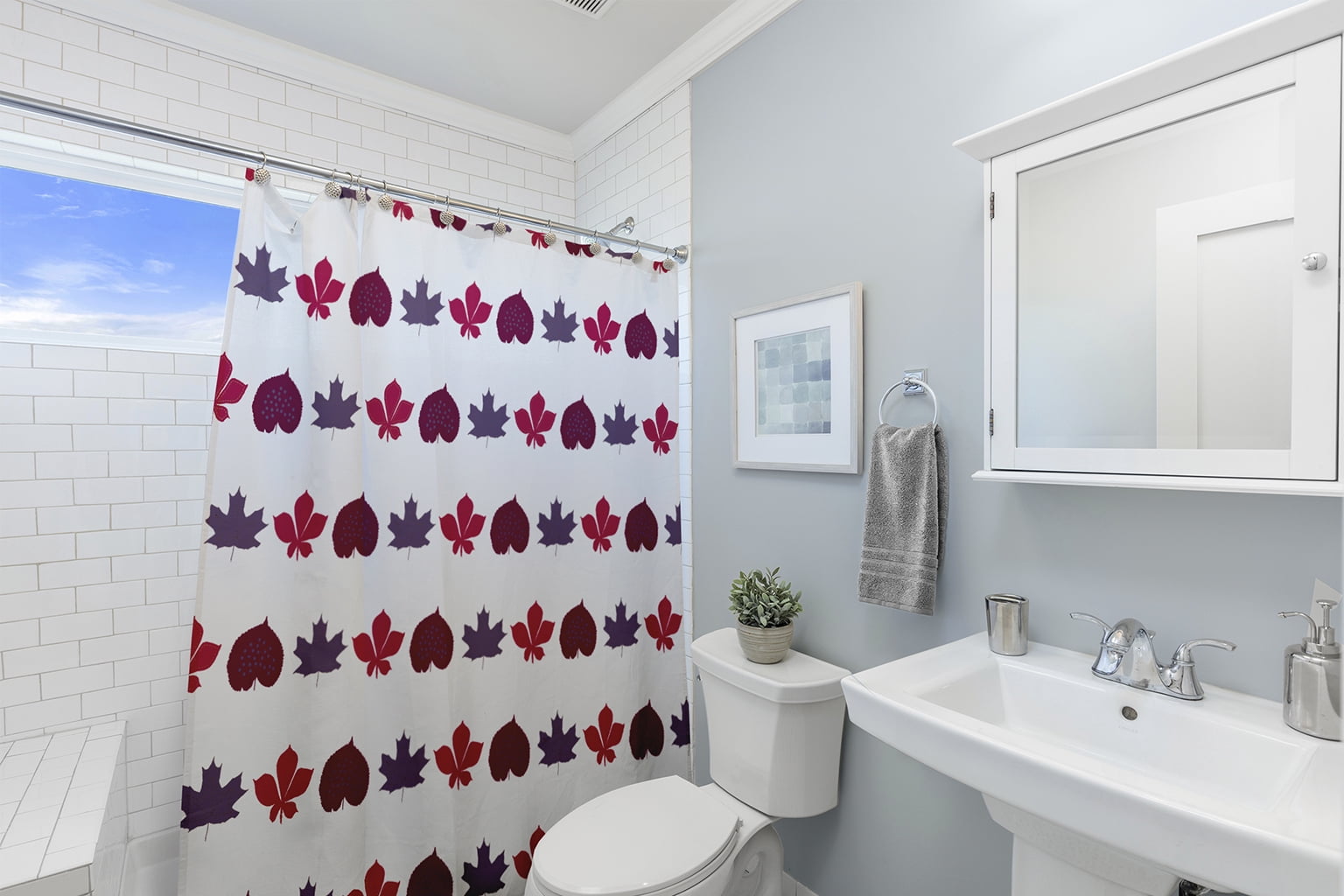 Simply Daisy 70" W x 73" L Leaf Stripe Polyester Shower Curtain, Plum [1 Ct]