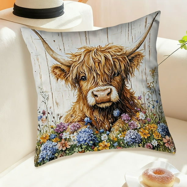 Herunwer Highland Cow Throw Pillow Covers Decorative Throw Pillows Cow Decor for Bedroom Decor Highland Cow Bedding Soft Flannel Fluffy Couch Pillow Covers