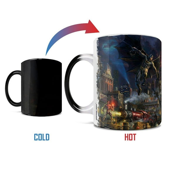 DC Comics (Justice League Showdown at Gotham City Pier) Morphing Mugs® Heat-Sensitive Mug