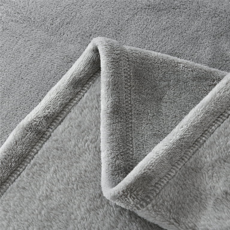 Mainstays Super Soft Plush Blanket Light Grey Full Queen 90