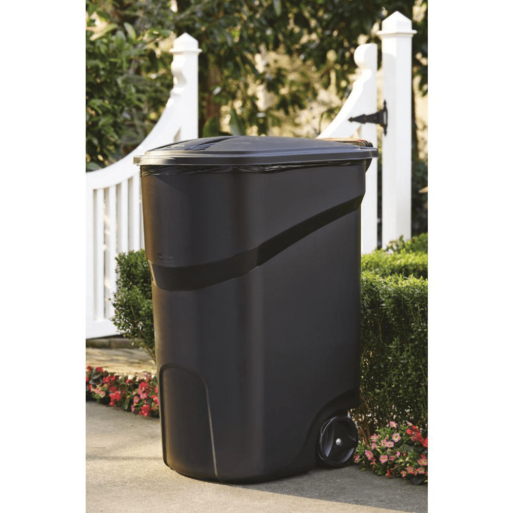 Rubbermaid Home 2054166 2008188 Wheeled Trash Can With Lid, 45 Gallon  Capacity, Plastic, Black, Hinged Closure: Trash Cans (071691425700-1)