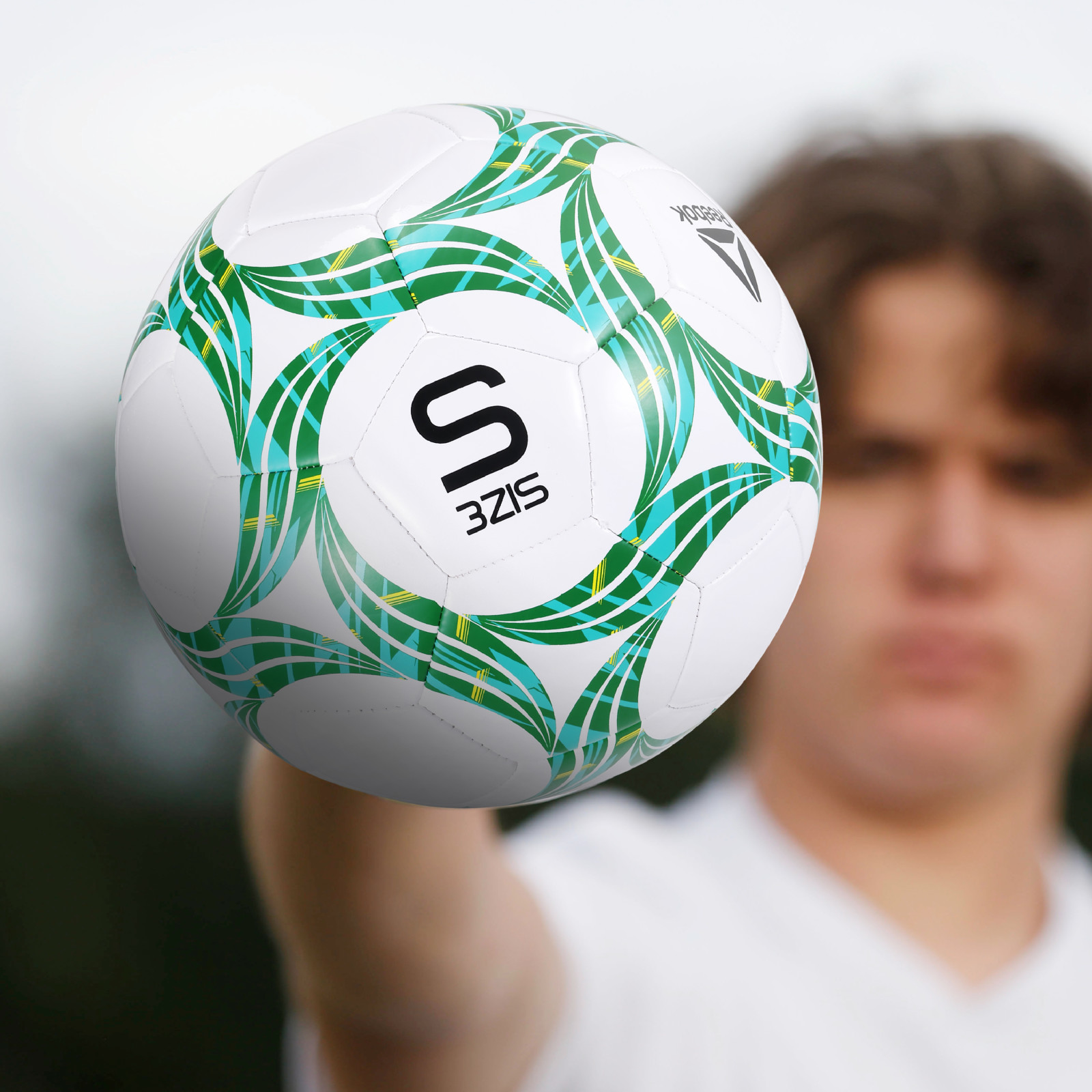 Reebok Size 5 Soccer Ball with Inflatable Pump – Durable Training & Match Ball for Kids & Adults, Football, Outdoor Sports, Soccer Gear