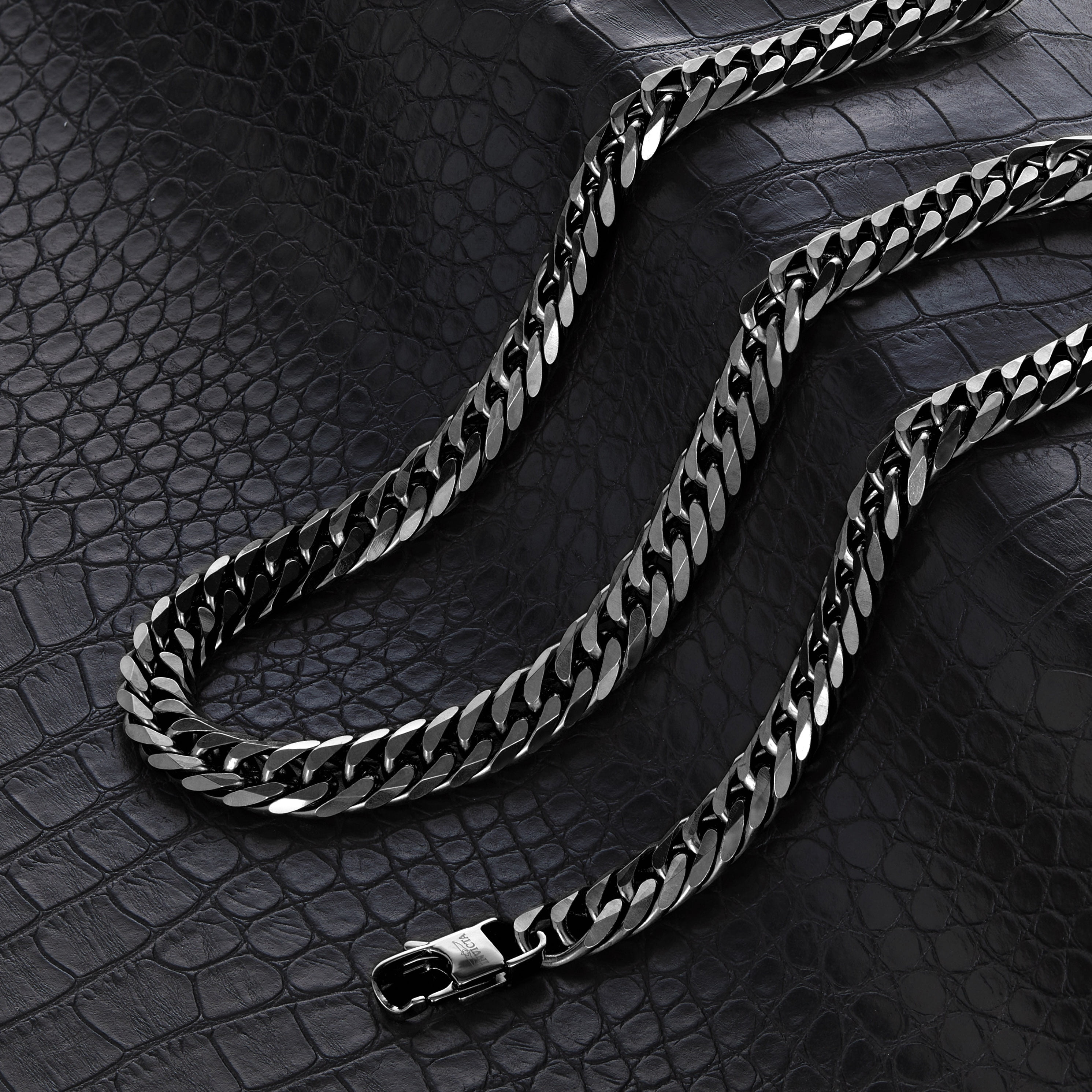 Invicta Jewelry Men's Double Curb Chain Black Bracelet and Necklace Set