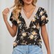 thumbnail image 3 of Blusa de encaje de guipur con escote en V y mangas cortas de pétalos para mujer, perfecta para citas - Talla XL Flor roja sobre negro, 3 of 6