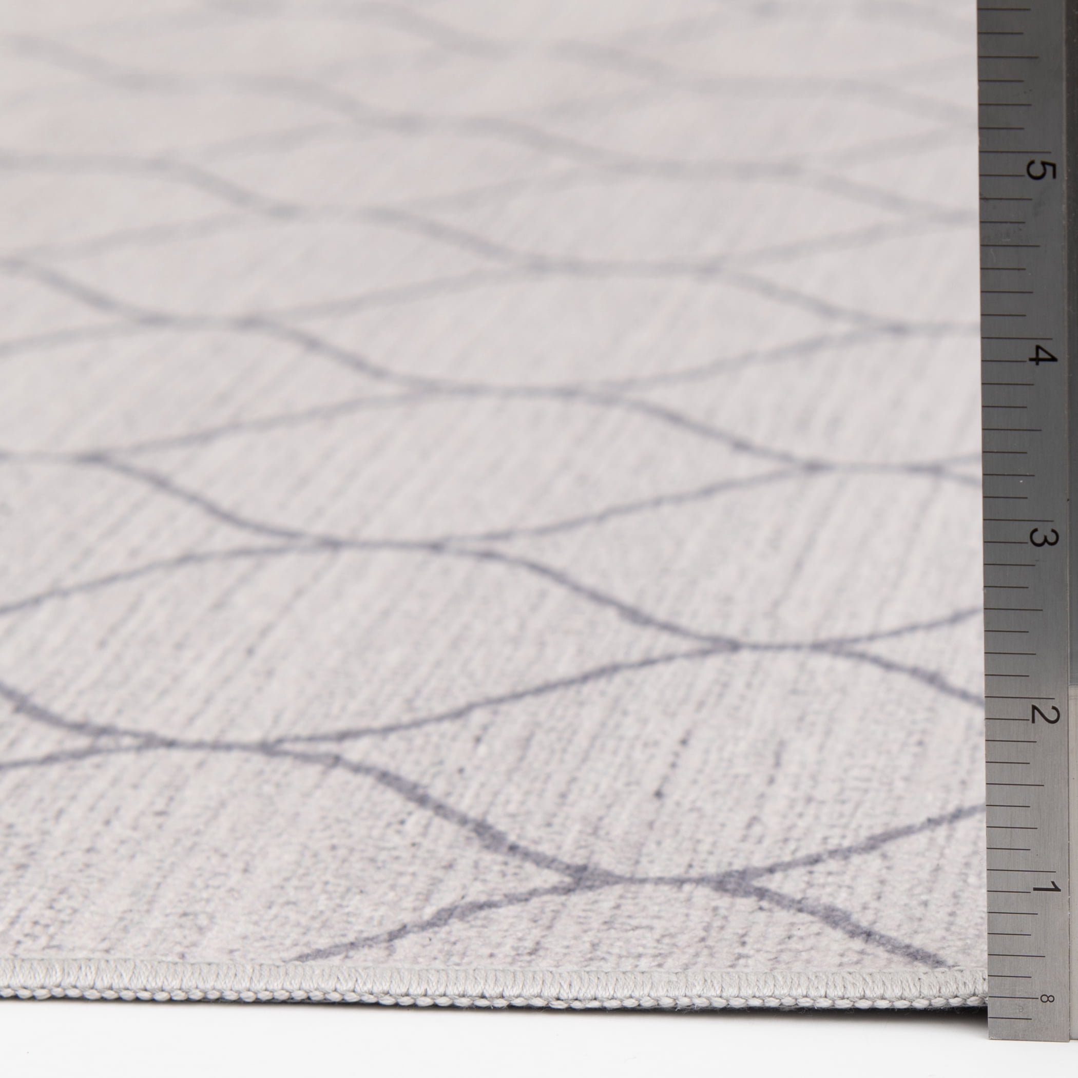 Better Homes & Gardens Geometric Machine Washable Indoor Area Rug, Ivory, 5'x7'