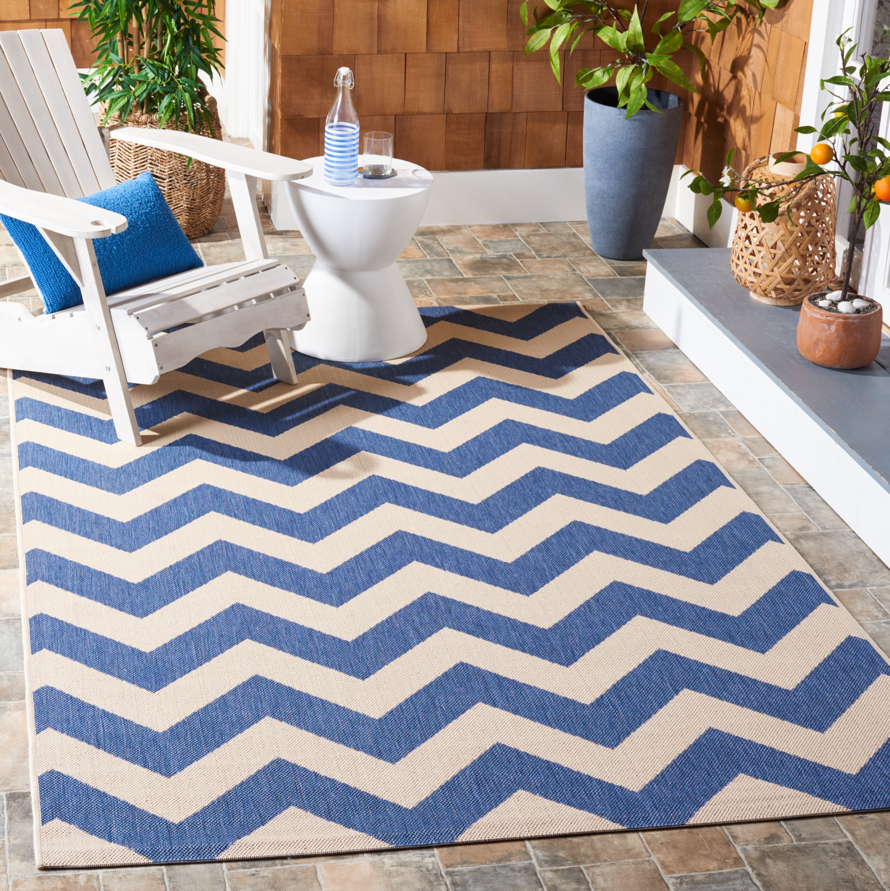 Safavieh Courtyard Bailey Chevron Indoor/Outdoor Area Rug, Blue/Beige, 5'3" x 5'3" Square