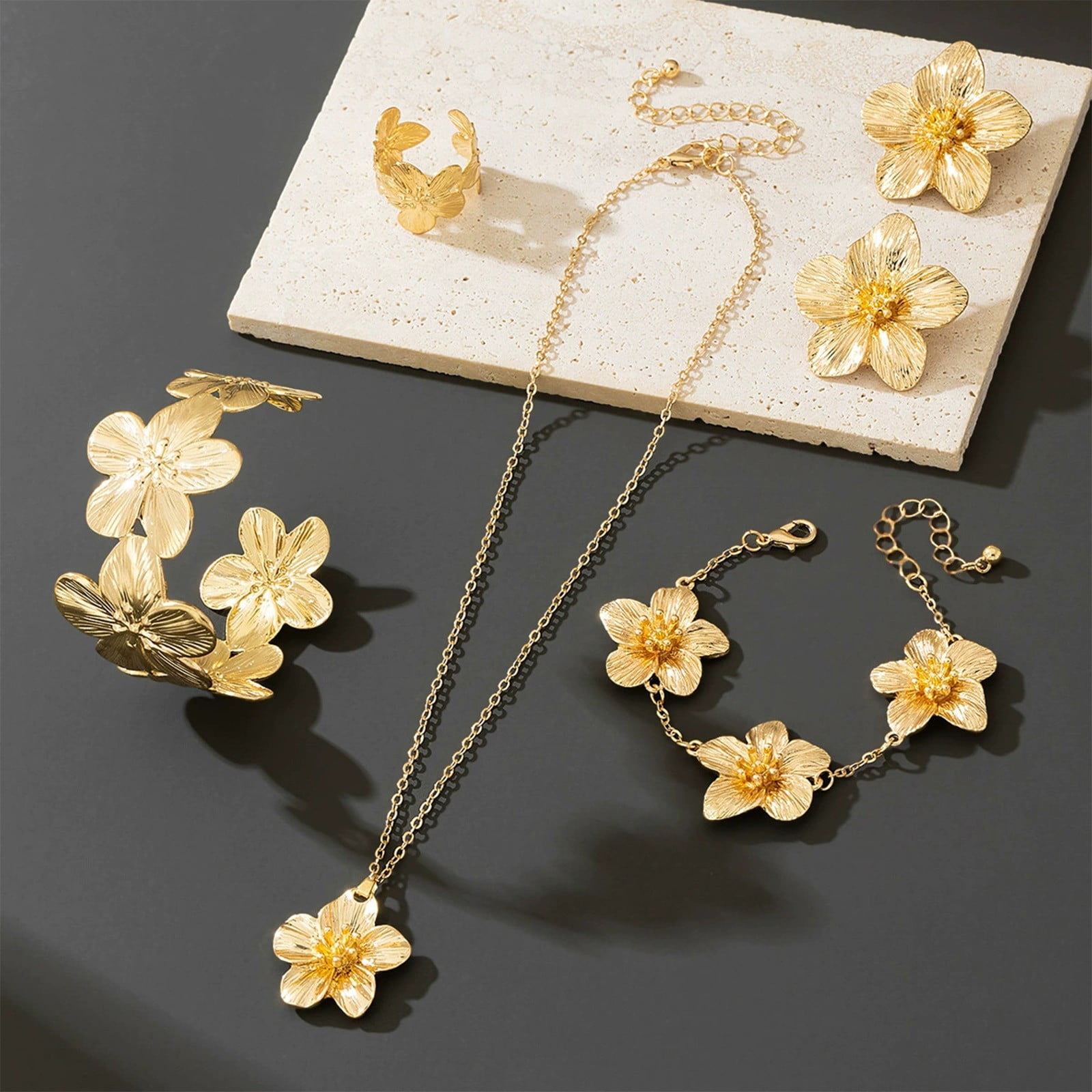 Liquidation Promo, Gold Flower Pendant Necklace, Pcs Jewelry