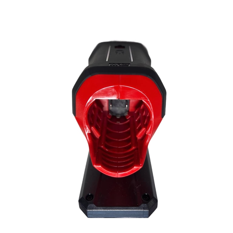 milwaukee flashlight 700 lumen USB Rechargeable 700L 2110-21 resistant LED lens Milwaukee Rechargeable Light Review