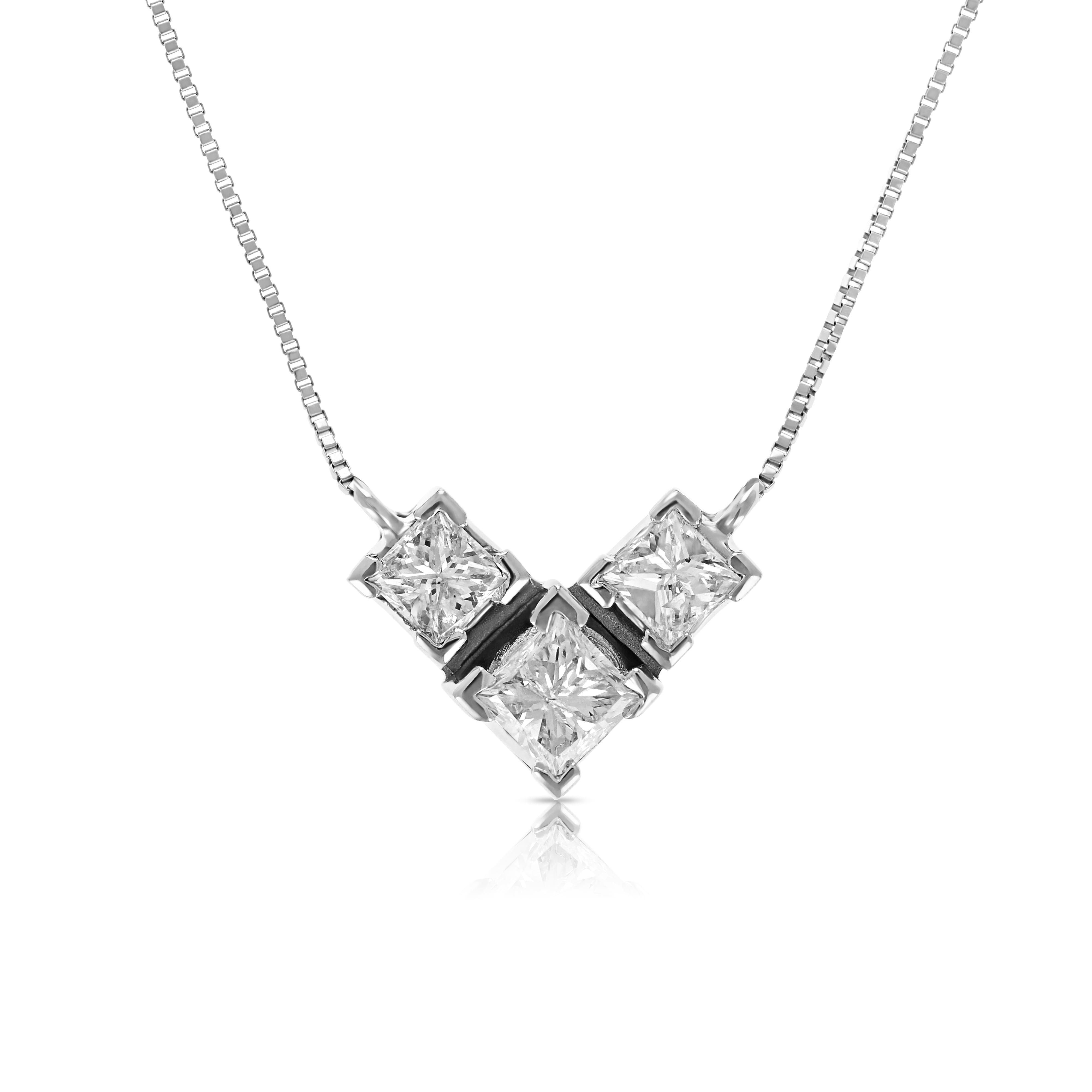 Vir Jewels 3/4 CTTW 3 Stone Princess 