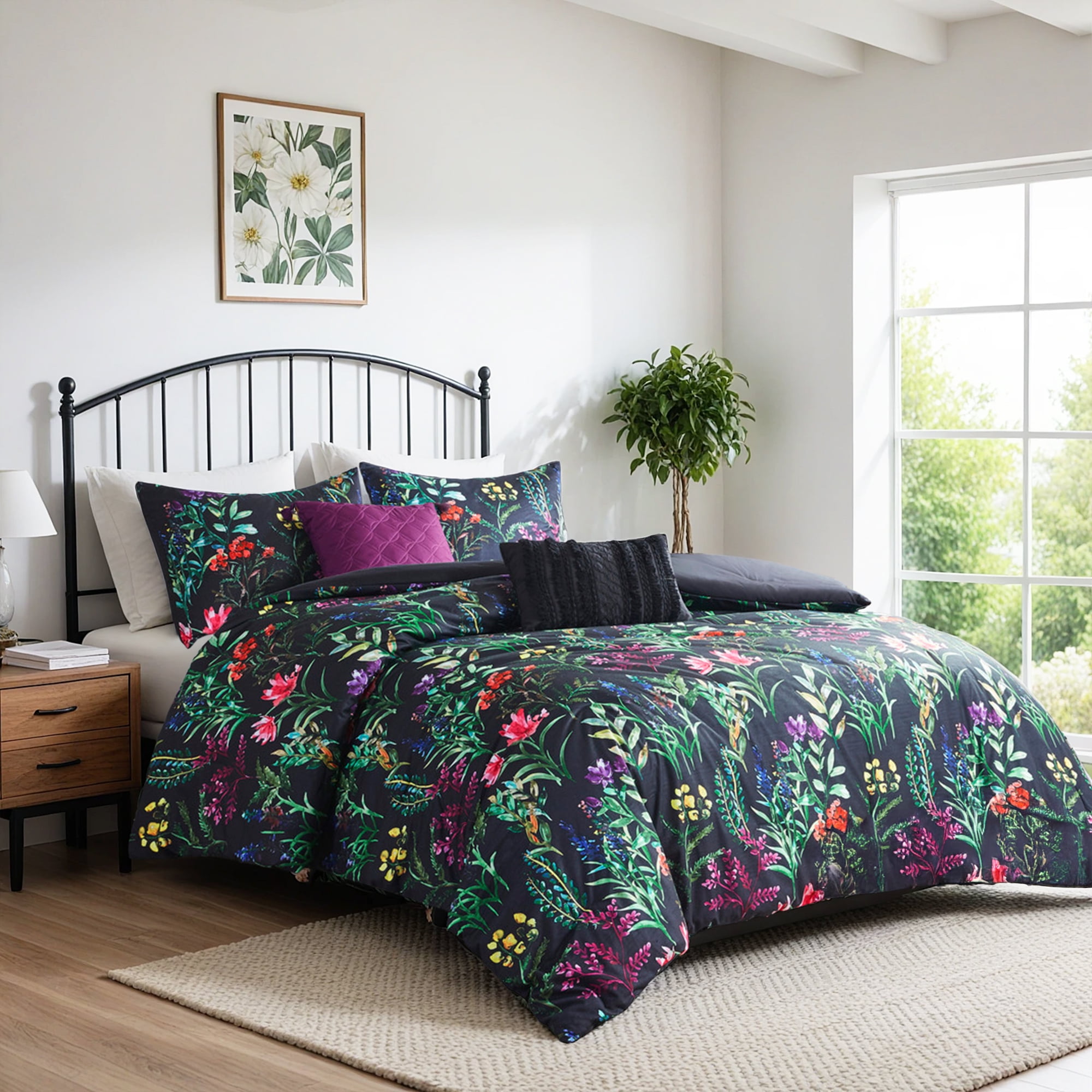 Madison Park 5-Piece Floral Comforter Set with Decor Pillows,Full/Queen, Black
