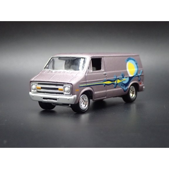 (Open Box) 1971-1978 DODGE D100 STREET VAN 1/64 SCALE COLLECTIBLE DIORAMA DIECAST MODEL CAR