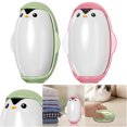 thumbnail image 1 of Removedor Pelusa Roller Penguin Peinkable Small para Ropa, 1 of 9