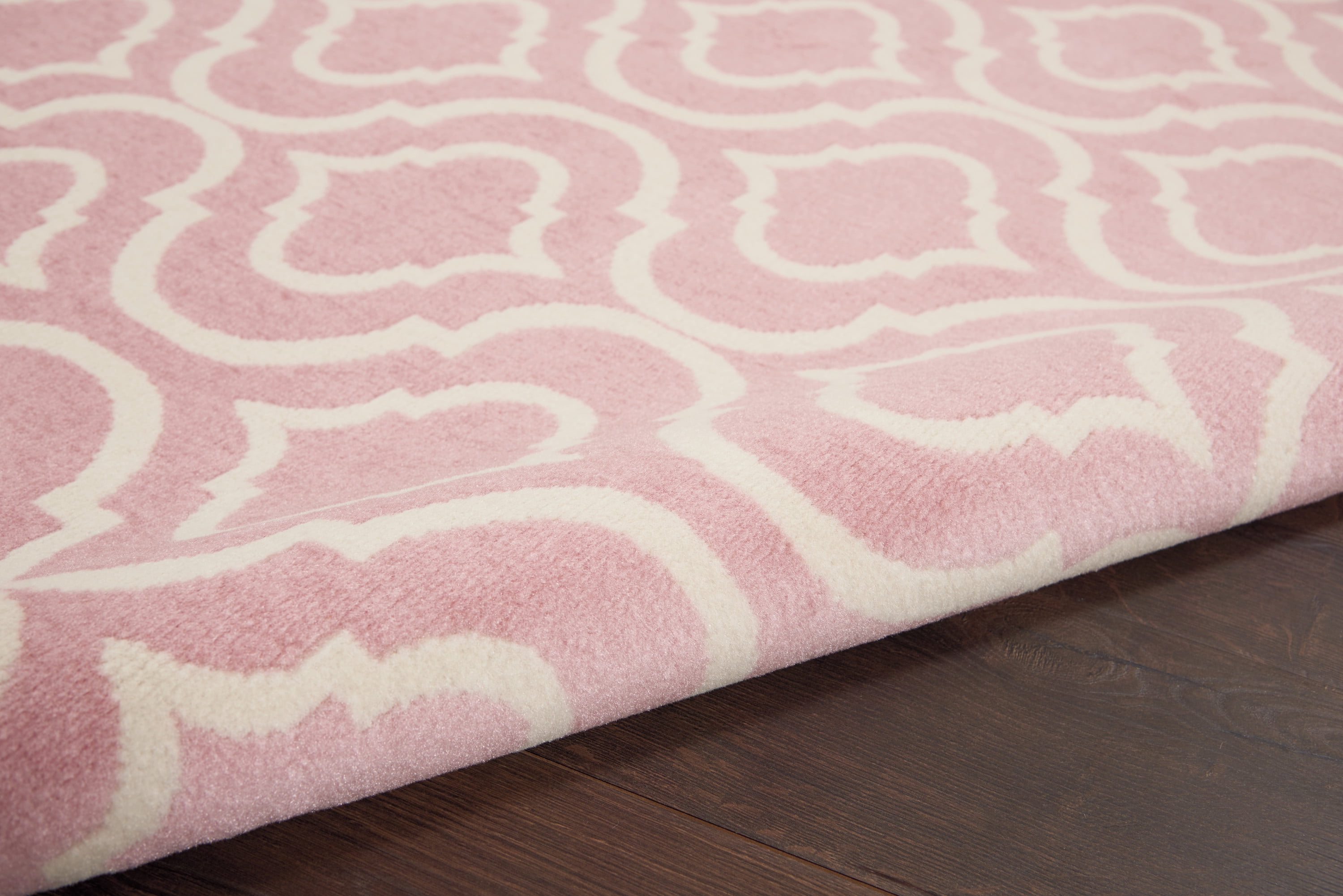 Nourison Bliss Transitional Moroccan Pink 4' x 6' Area Rug, (4' x 6')