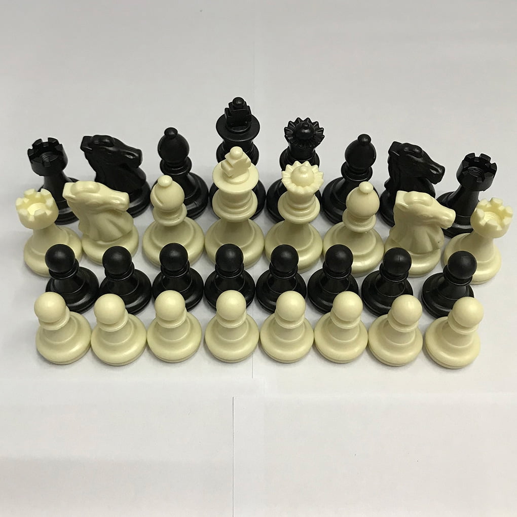 32pcs/Kit Funny Chess Pieces Plastic International Chess Chessmen Game Toys Gift 