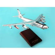 Daron B6810 Executive Desktop B-47E Stratojet 1/100 Model
