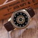 thumbnail image 4 of Reloj de cuarzo con banda de cuero de PU a la moda, reloj femenino con diamantes de imitación y esfera redonda grande (marrón), 4 of 5