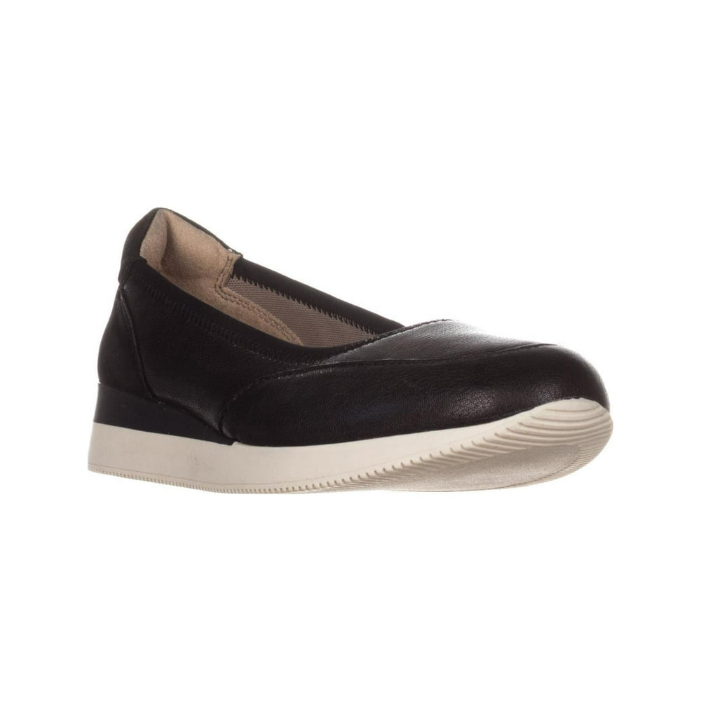naturalizer tamara flat black