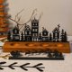 thumbnail image 4 of Elegante candelabro navideño de metal con forma de ciervo y árbol. Atractiva decoración navideña de mesa con un ambiente luminoso para una decoración navideña festiva en el hogar., 4 of 5