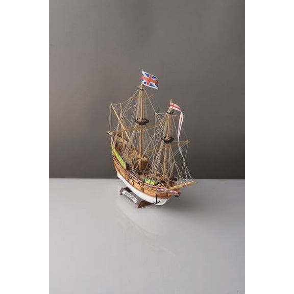 Corel SM103 Mayflower - Solid Carved Wood Hull Kit - Scale 1:140 - Length 13-1/4"