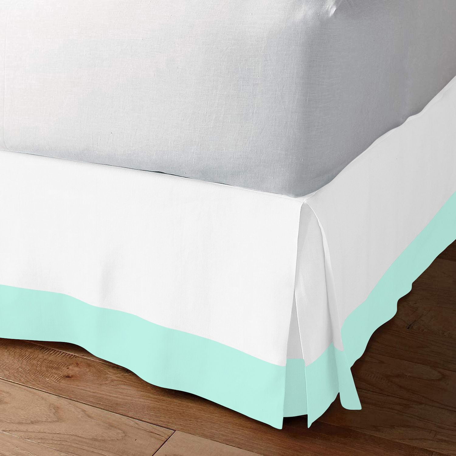 1 Piece Split Corner Two Tone Tailored Bed Skirt By D.N.G. BEDDINGS, King Size 18 Inch Deep Pocket, 800 TC, 100% Egyptian Cotton, Solid White/Aqua Blue Color.
