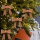 thumbnail image 1 of Decoración navideña con acentos festivos | Adorno de mesa navideño de 5 x 5 x 2 cm, tela verde, rojo y marrón | Decoración de temporada reutilizable para fiestas, reuniones, hogar, oficina y, 1 of 6