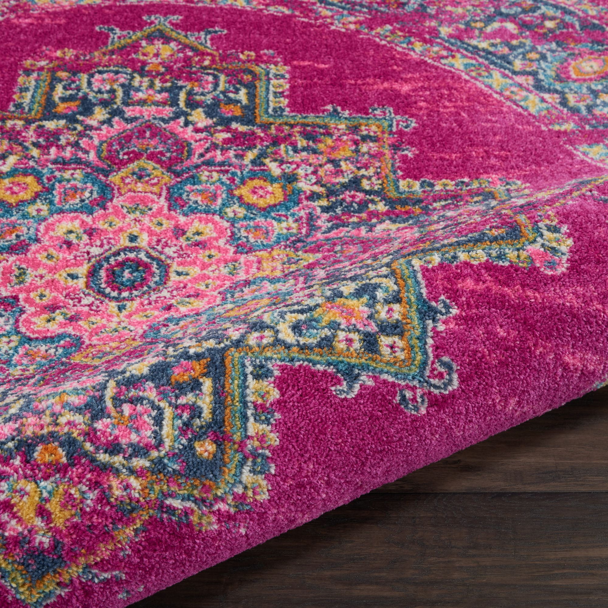 Nourison Passion Persian Fuchsia 8' x ROUND Area Rug, (8 Round)