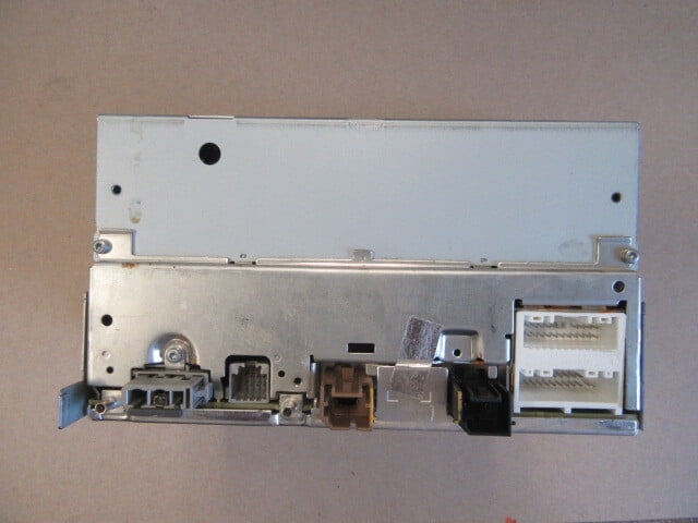 Pre-Owned 17 Nissan Titan Navigation Radio CD Player OEM - Verify Specific Vehicle Fitment In Description - (Good)