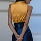 thumbnail image 4 of Correa de Espagueti para Mujer Tops de Satén Camisola Profundo Cuello en V Correas Delicadas Capa Vestir de Noche Verano Casual, 4 of 5