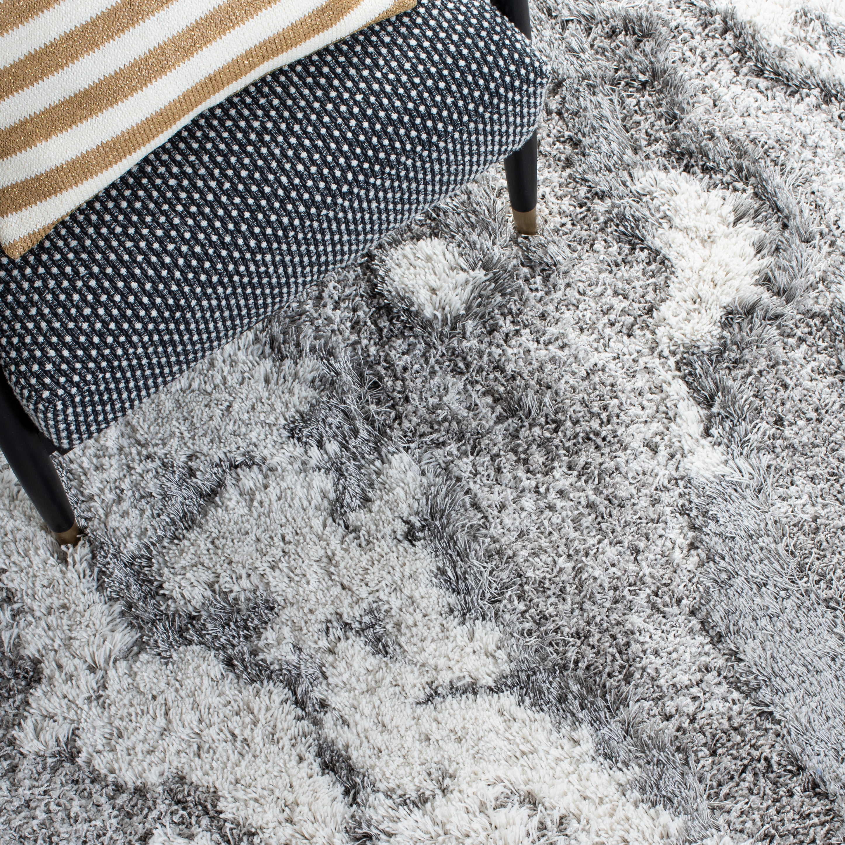 SAFAVIEH Horizon Konstantinos Abstract Shag Runner Rug, Grey/Ivory, 2' x 9'