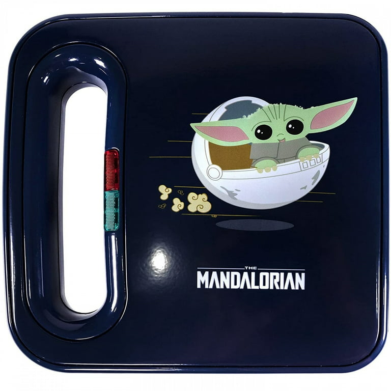 Disney Star Wars Mini Waffle Maker Mandalorian Baby Yoda Grogu Child (NEW)