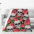 thumbnail image 1 of Fotbe Skull and Roses Manta de Franela Acolchonada con Estampado, Súper Suave y Esponjosa, Extra Grande para Sofá, Cama, Uso Todo el Año-60"x50", 1 of 7